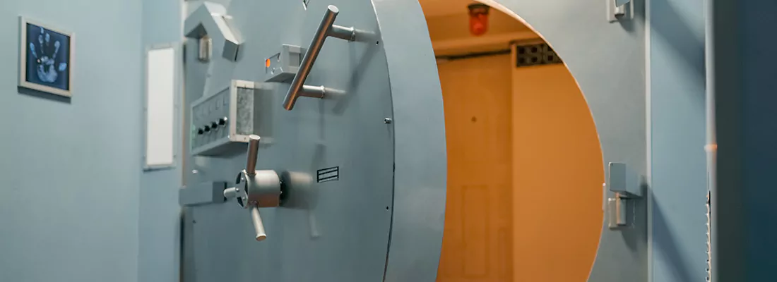 Vault and Safe locksmith services in Miami, FL